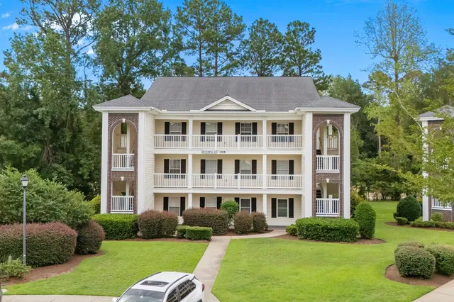1208 River Oaks Dr.