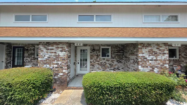 1830 Fairway Ridge Dr.