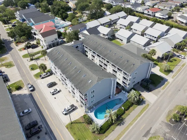 1509 N Waccamaw Dr.