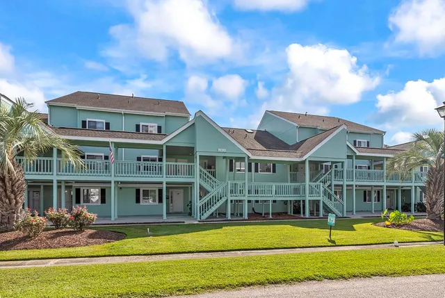 1930 Bent Grass Dr.
