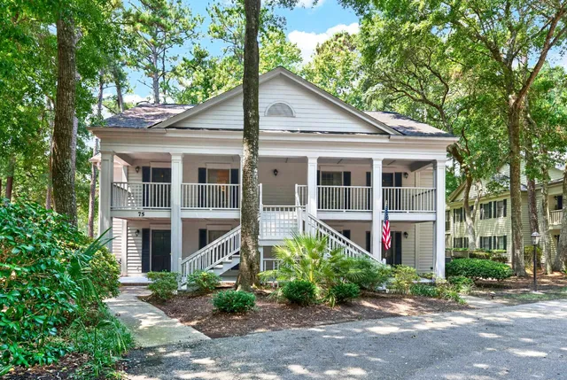75 Weehawka Way