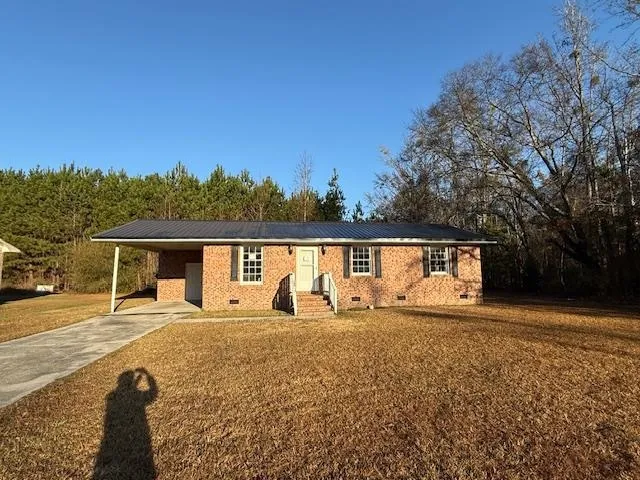 40 Sampson Dr.