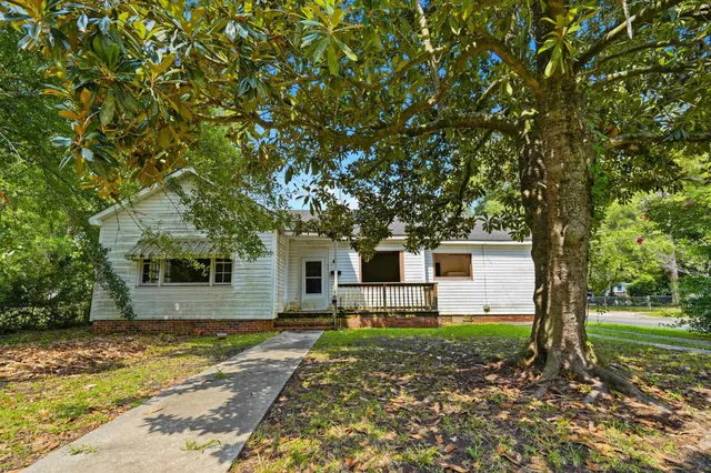 441 N Smith St.