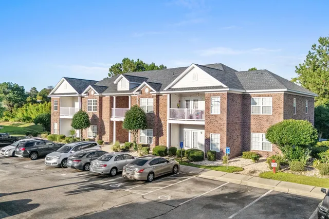 2025 Silvercrest Dr.