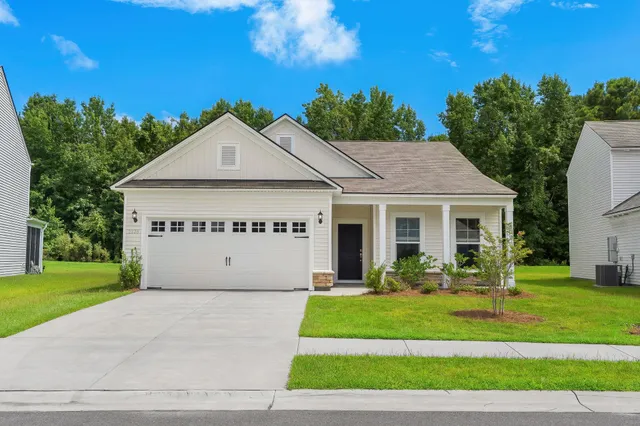 2878 Ellesmere Circle