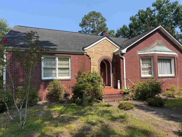 204 Magnolia St.