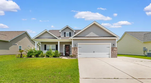 155 Palm Terrace Loop