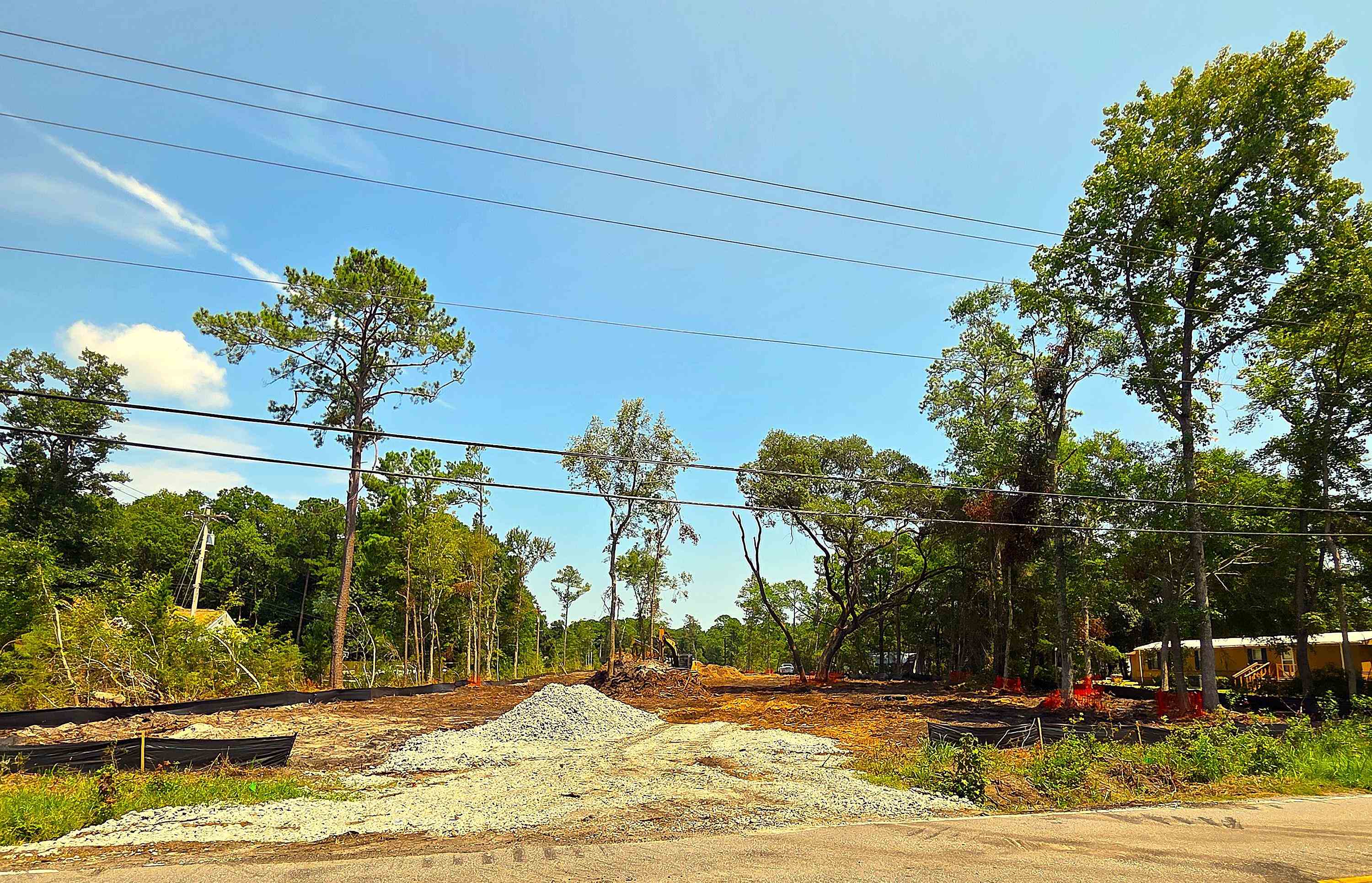 885 Martin Luther King Rd. – Pawleys Island, SC