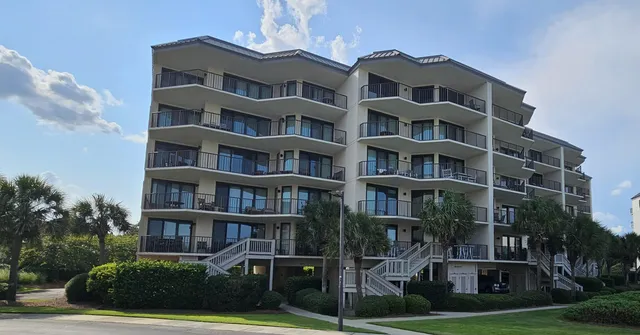 371 S Dunes Dr.
