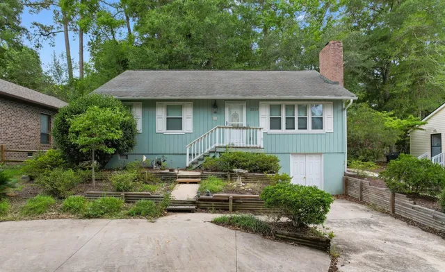 2215 Jefferson Circle