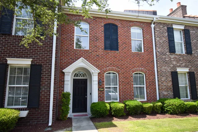 3564 Alexandria Ave.