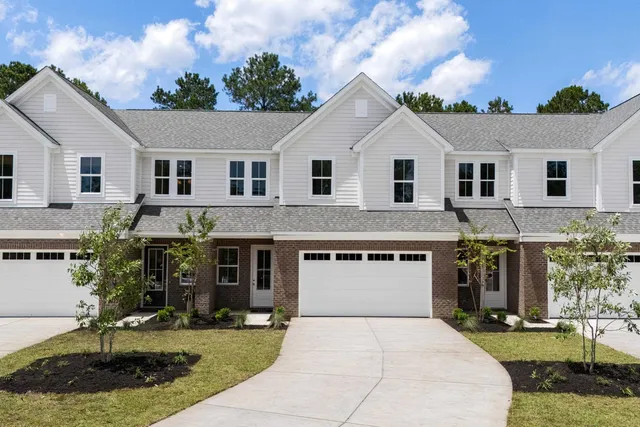 878 Foxtail Dr.