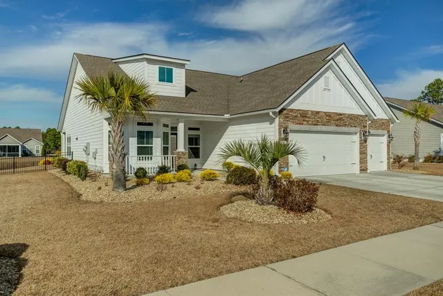 1208 Ficus Dr.