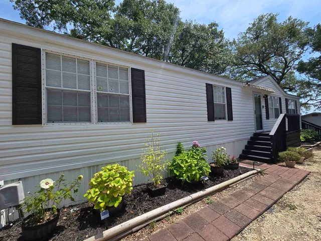 346 Ocean Breeze Dr.