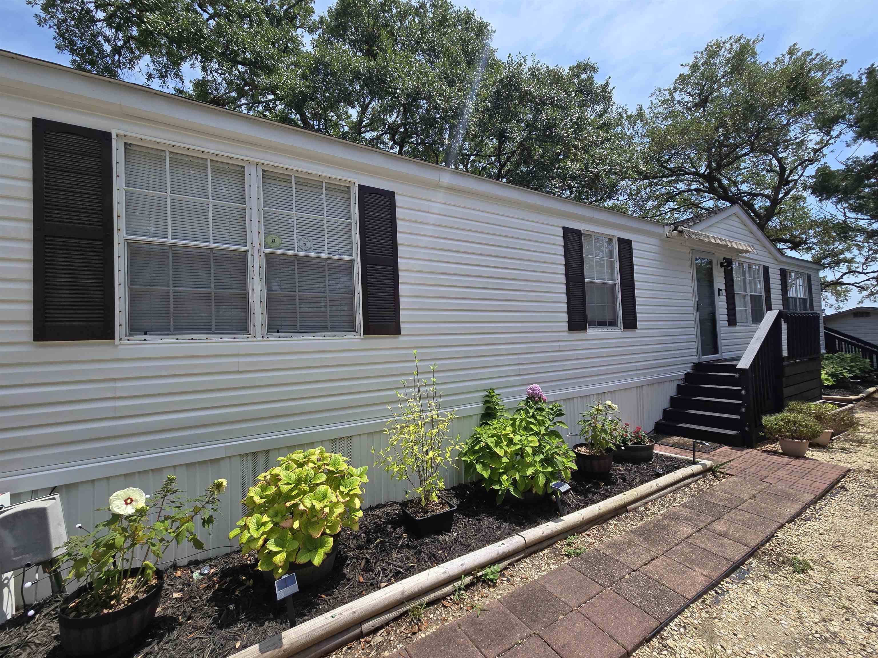 346 Ocean Breeze Dr. – Garden City Beach, SC
