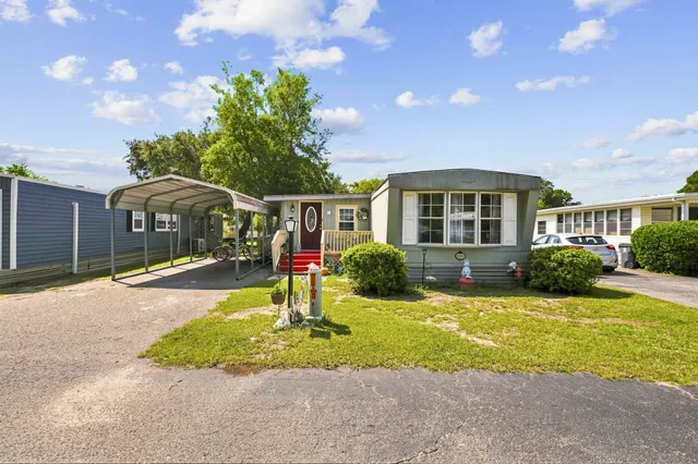 155 Ridgeway Loop