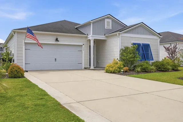 179 S Reindeer Rd.