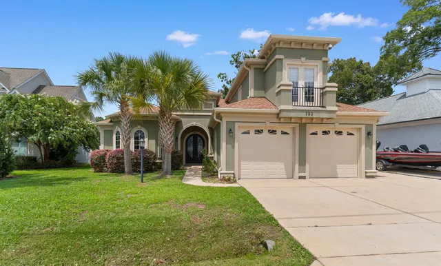 352 Waterside Dr.
