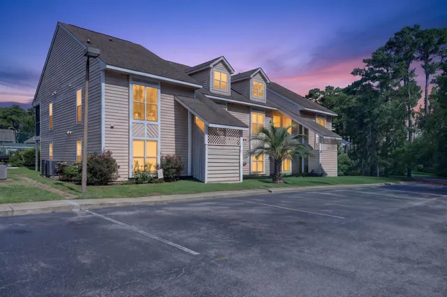 4473 Little River Inn Ln.