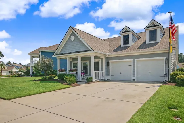 2537 Goldfinch Dr.