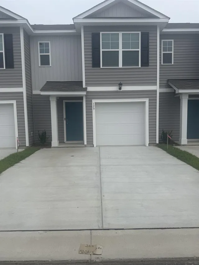 470 Gemstone Blvd