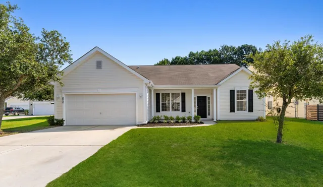 820 Clarion Ct.