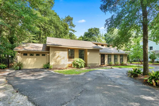 840 Little Creek Rd.