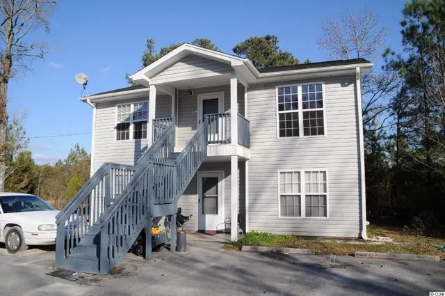 186 Sawhorse Dr.