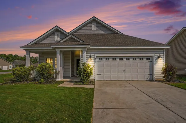 4467 Girvan Dr.