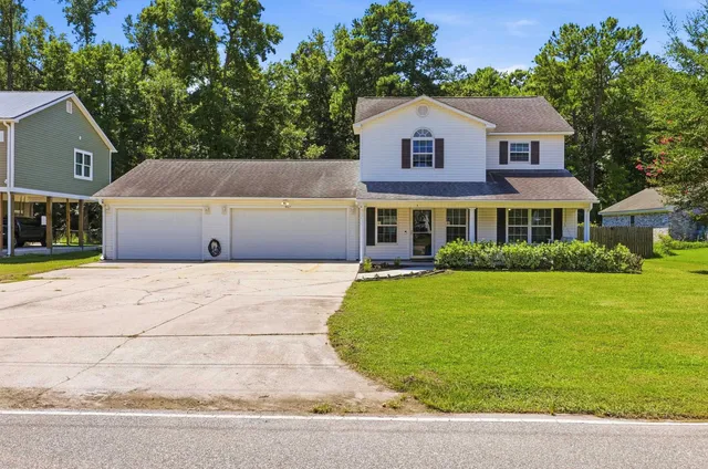 907 Folly Rd.