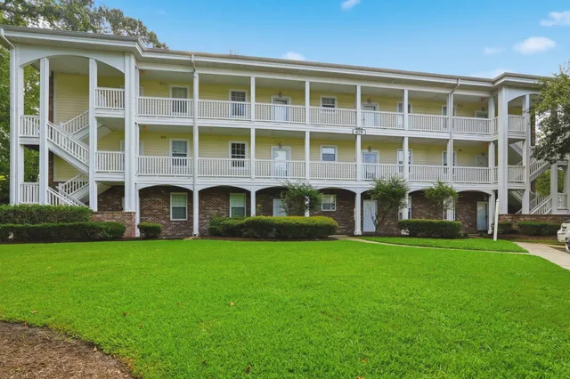 679 Riverwalk Dr.