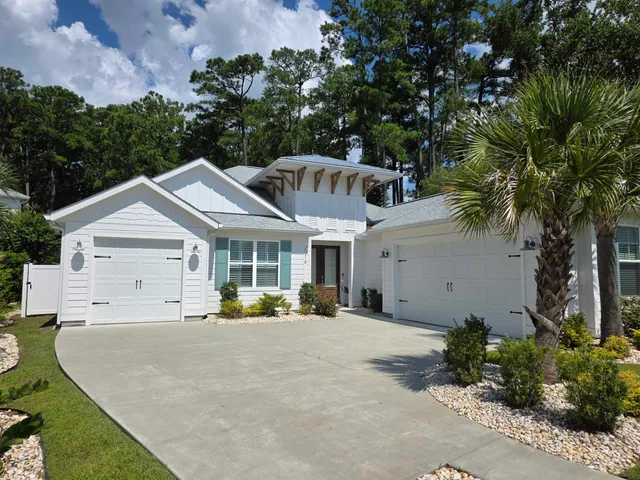 2016 Manor Parc Dr