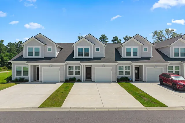 5059 Georgetown Dr.