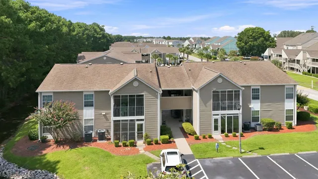 1915 Bent Grass Dr.