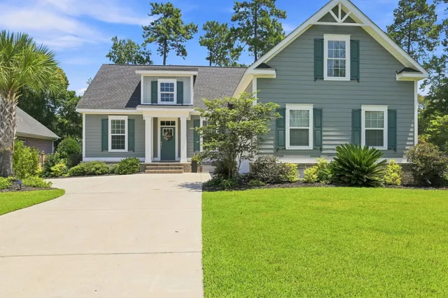 724 McDuffie Dr.