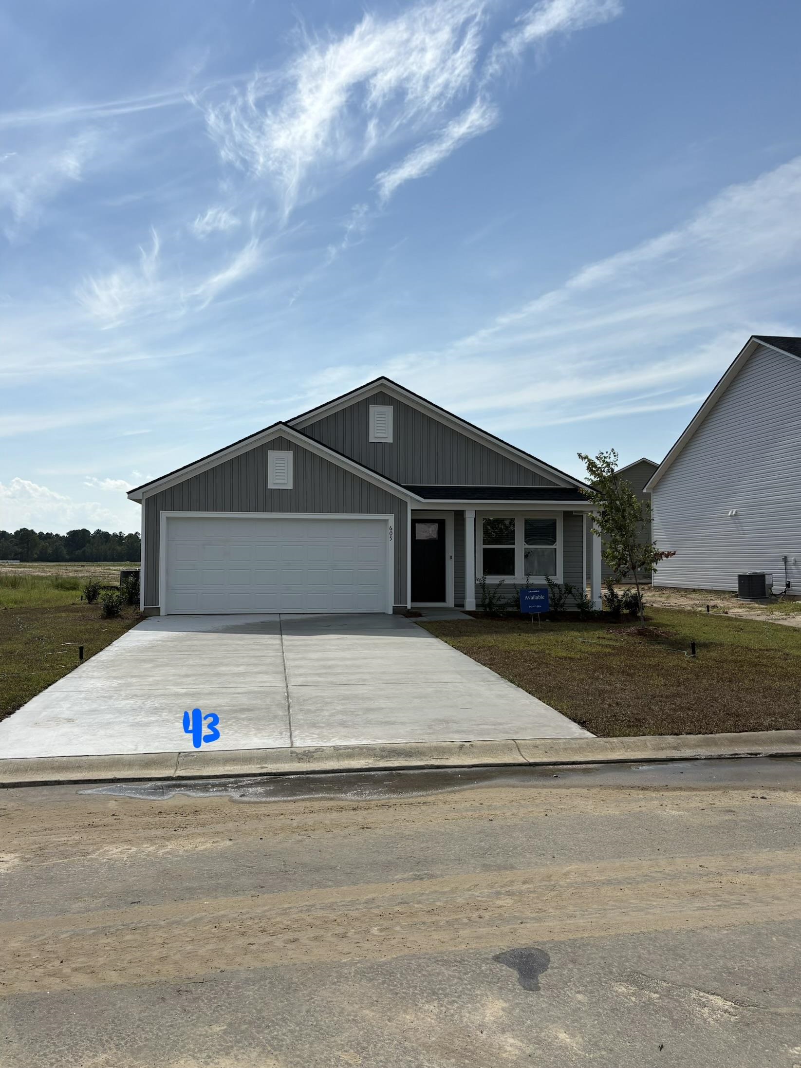605 Shady Ridge Dr – Loris, SC