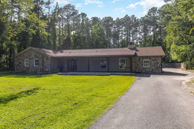 3705 Limerick Rd.