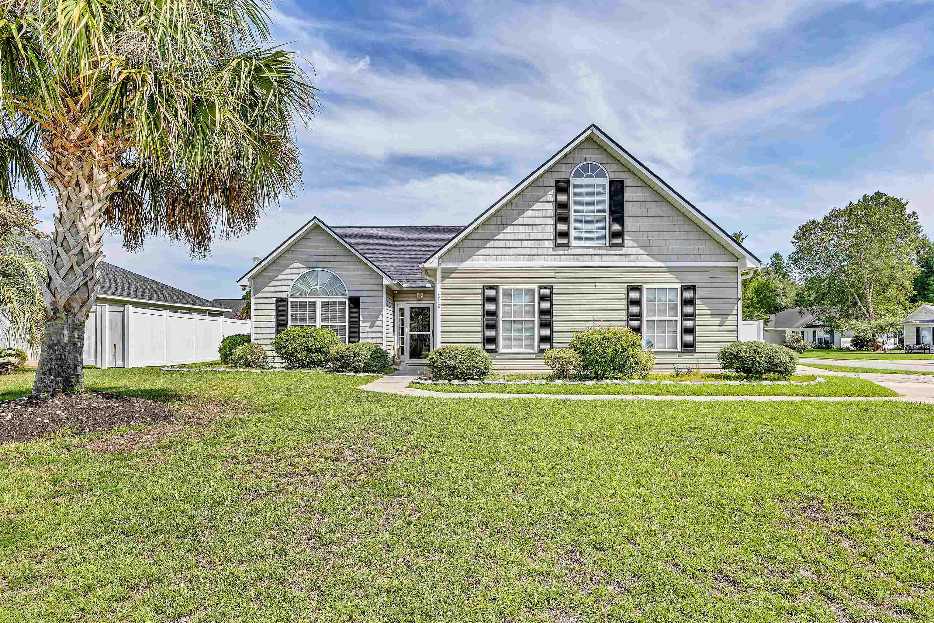 512 Hyacinth Dr. – Longs, SC