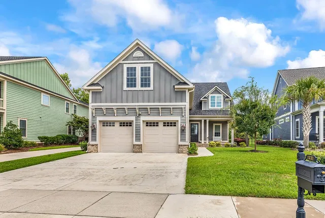 1221 East Isle of Palms Ave.
