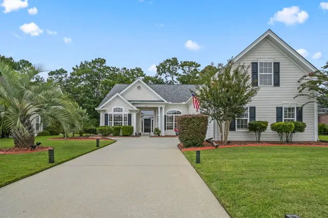 204 Willow Bay Dr.