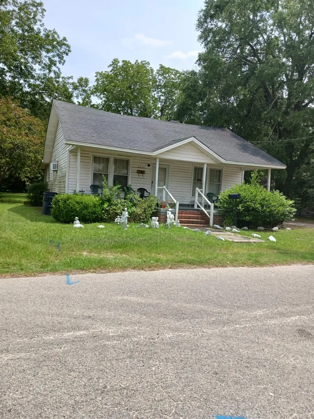 607 Smith St.