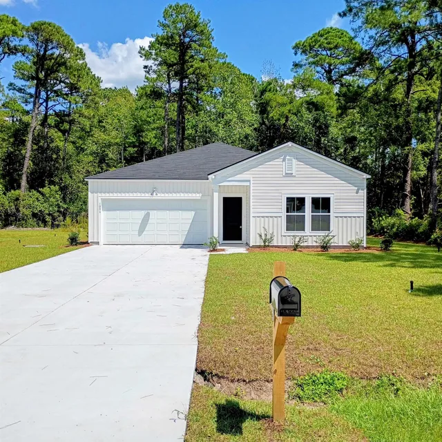 1086 Harbor Dr.