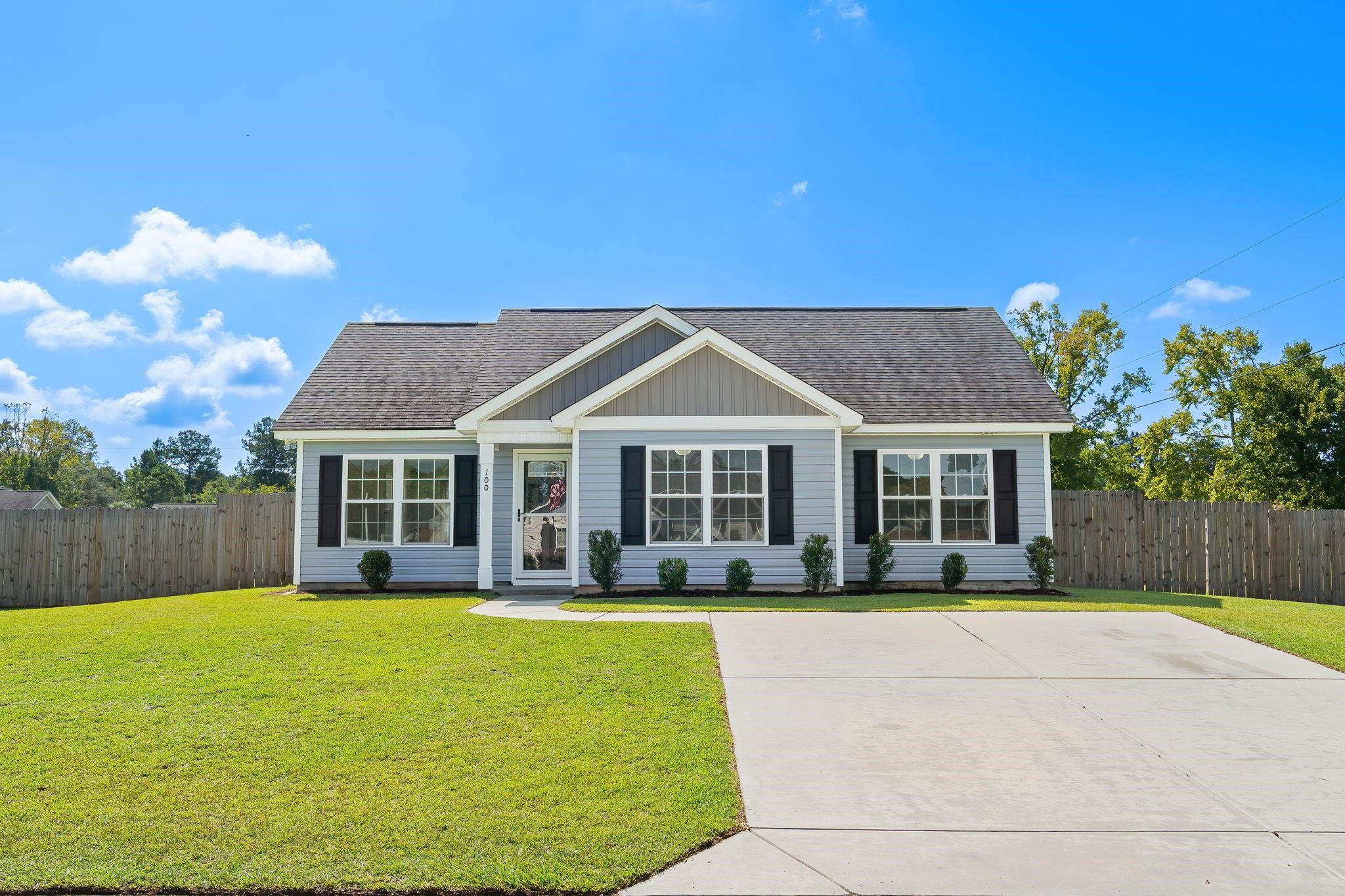 100 Pumpkin Ash Loop – Conway, SC