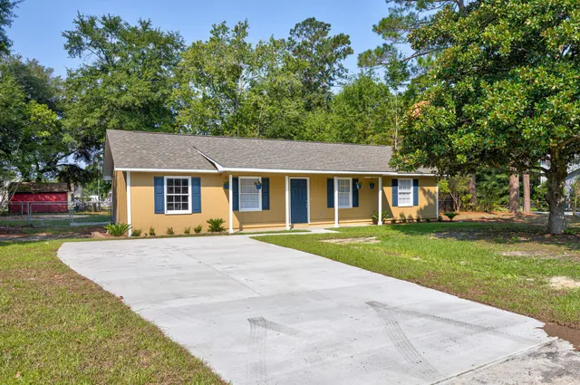 7515 Sandy Pines Ln.