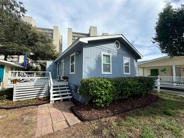 2014 Lark Dr.