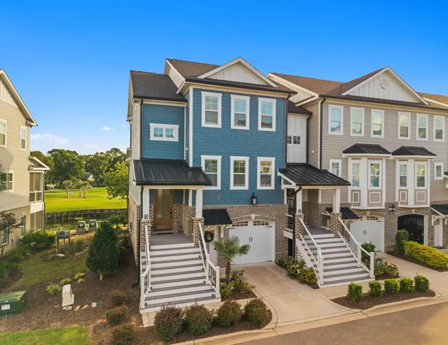620 Eastwood Park Rd.