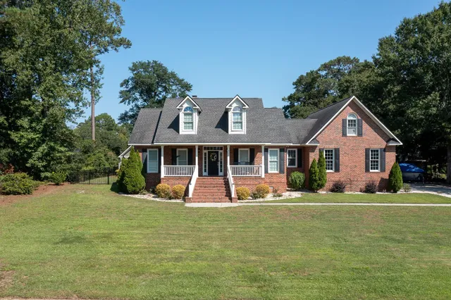 4537 Wedgewood Dr.