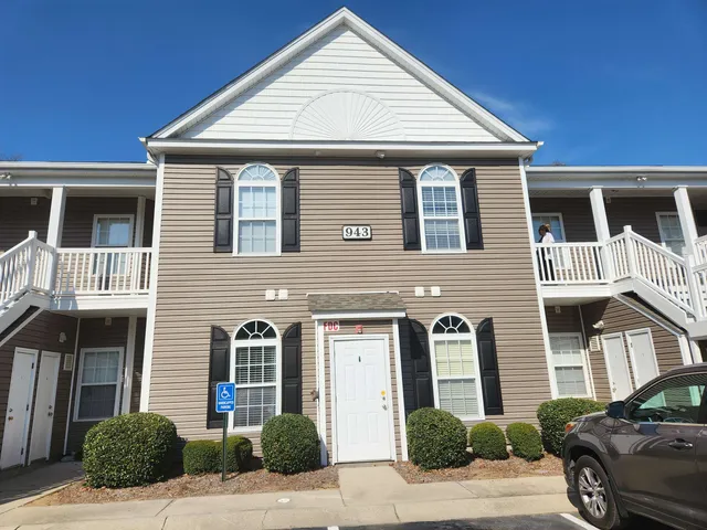 943-B Algonquin Dr.