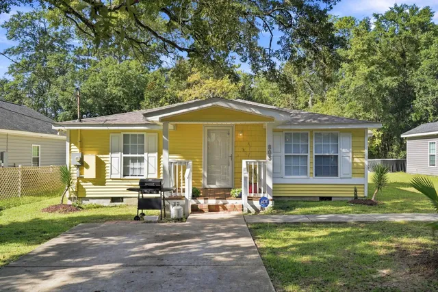 803 Melson St.