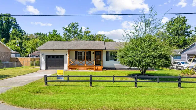 407 Luttie Rd.